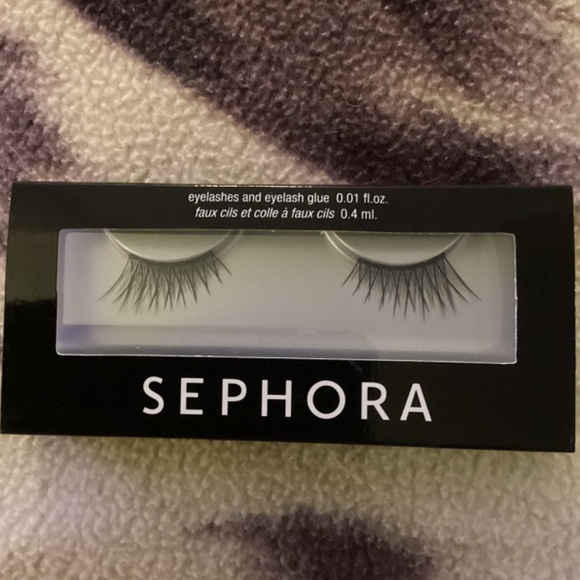 Lashes - Picture 6 of 8